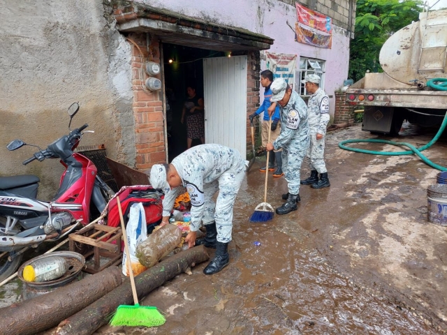 Aplica Ejército Mexicano Plan DN-III-E por inundaciones en poblado de San José, en Tepoztlán