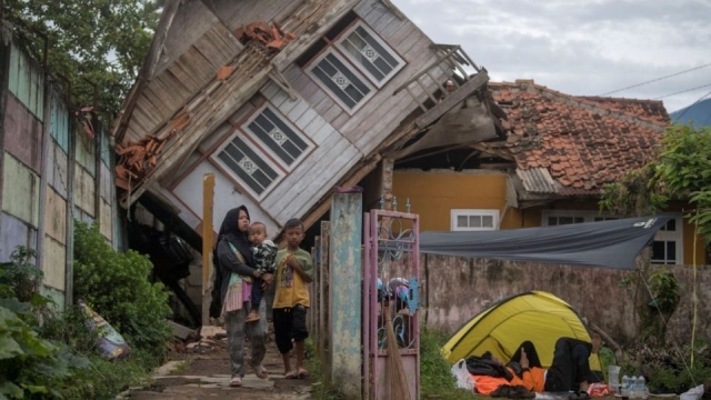 Un terremoto de magnitud 6,1 sacude Java Occidental en Indonesia