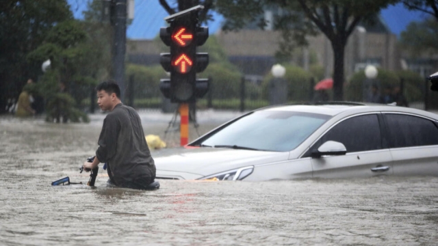 Inundaciones en el norte de China dejan al menos 30 muertos