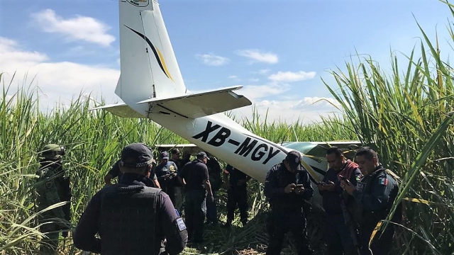 Se desploma una avioneta en Anenecuilco
