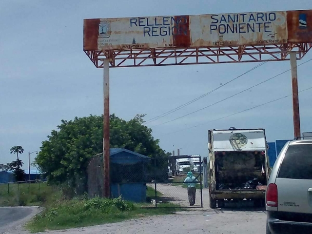 Varios municipios del poniente depositan sus desechos sólidos en el relleno de Mazatepec.
