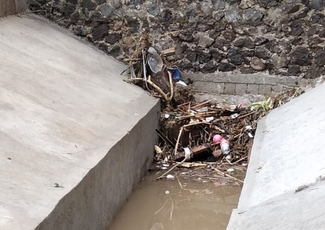 Vecinos de Delicias denuncian obra que ha provocado inundaciones