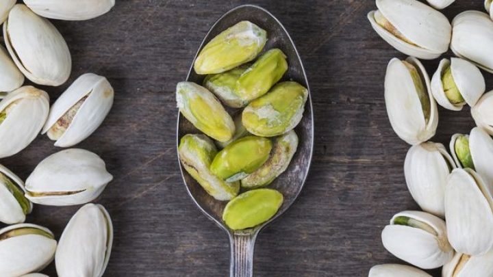 6 beneficios de incluir una porción de pistaches en tus comidas cotidianas