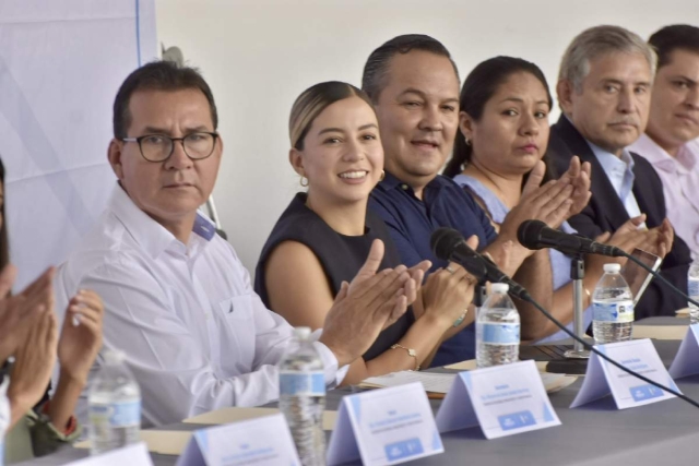 Andrea Gordillo, presidenta de la Comisión de Hacienda del Congreso, dijo que se analizará la propuesta del Idefomm para incrementar el fondo.  