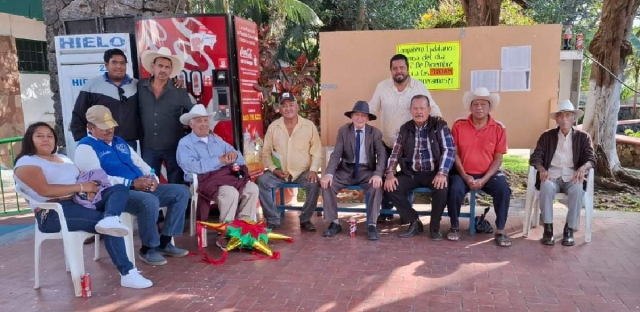 Con la entrega-recepción se espera que se pueda convocar a elecciones en el ejido.