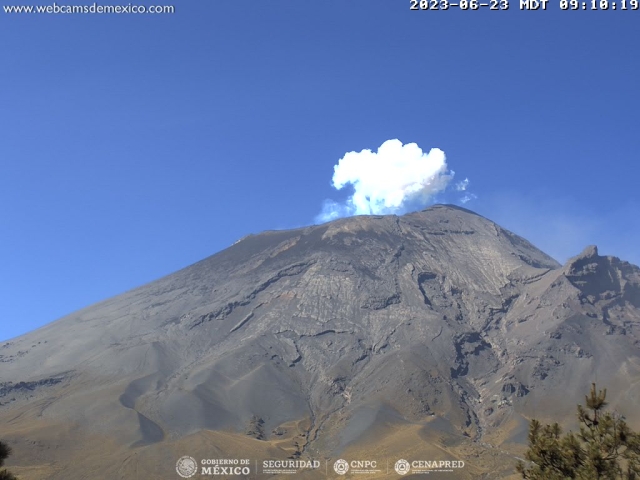 Registran 53 exhalaciones del volcán Popocatépetl; se mantiene semáforo amarillo fase 2