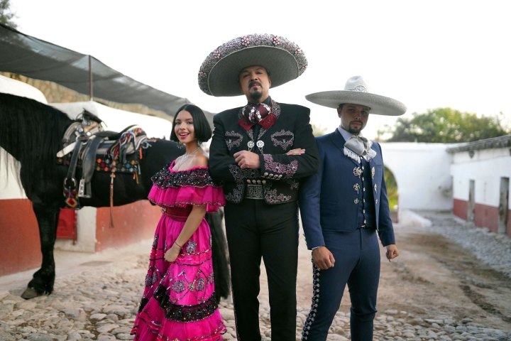 Se burlan de Ángela y Pepe Aguilar por no llenar concierto en la Feria de San Marcos