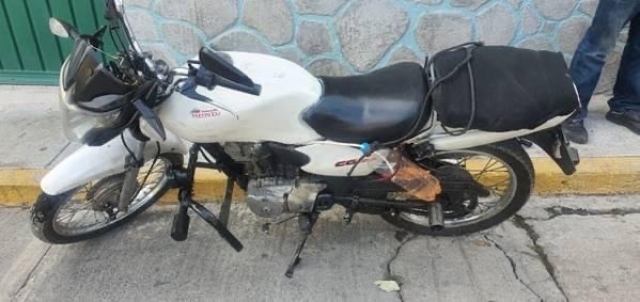 Abandonan una motocicleta en Temixco
