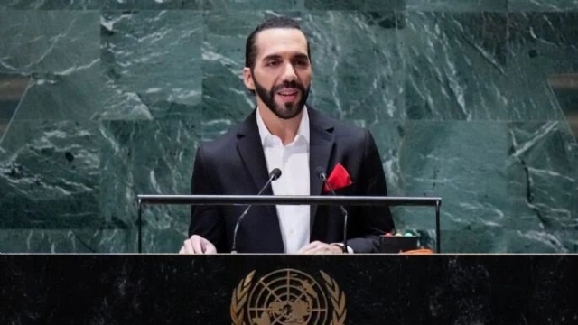 Bukele destaca ante la ONU éxito contra pandillas en El Salvador
