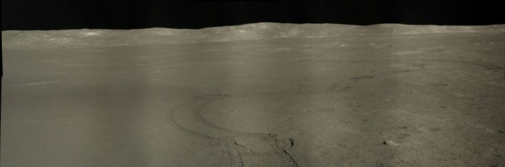 Rover chino Yutu-2 envía impresionante imagen del otro lado de la Luna