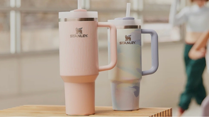 ¿Llegó el final de los vasos Stanley?
