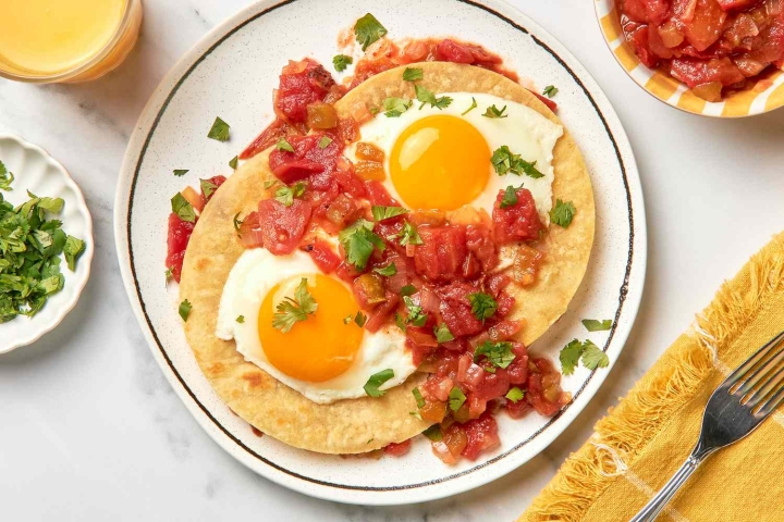 Huevos rancheros tradicionales: desayuno mexicano fácil y delicioso