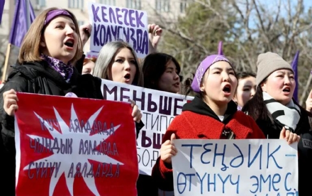 8M: Mujeres en todo el mundo alzan la voz en defensa de sus derechos