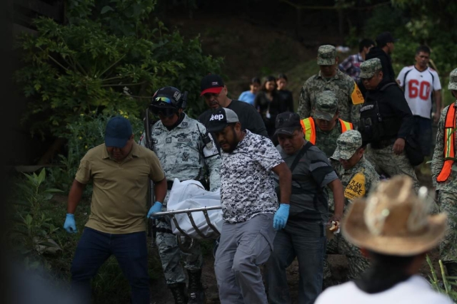 Los hechos ocurrieron en la calle Santa Teresa de Mier, en la colonia Jardín Juárez de Jiutepec, a donde acudieron corporaciones de rescate y el Ejército para atender la situación y auxiliar a las víctimas. 