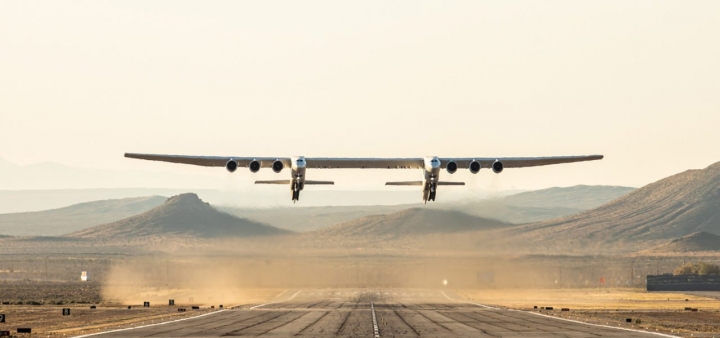 El avión más grande del mundo realiza su segundo vuelo de prueba