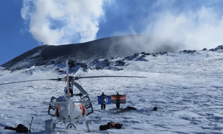 Investigadores descubren que CO2 hace posible un lago de magma en la Antártida