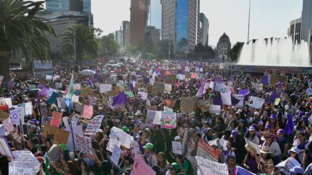 La #Marcha8M congregó a 90 mil personas en el centro de la CDMX