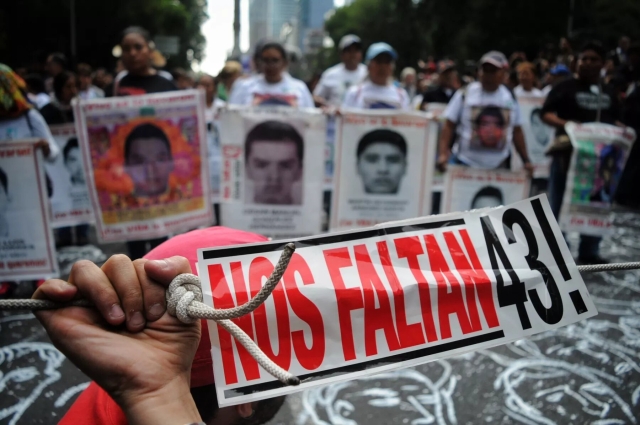 Presentan ‘Los 43 de Ayotzinapa: un crimen de Estado’ en festival de cine