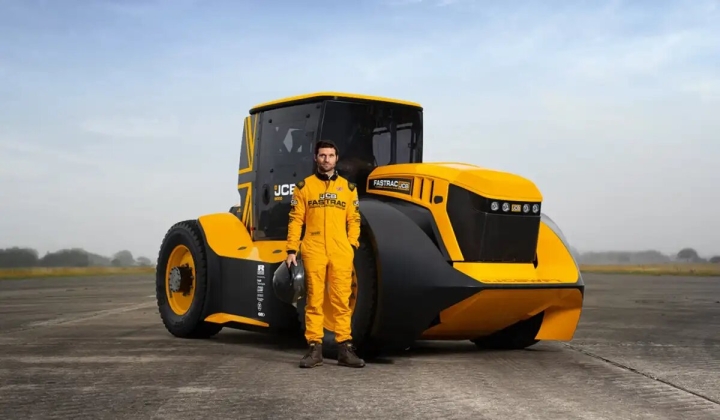JCB Fastrac Two, así es el tractor más rápido del mundo que alcanza los 247 km/h