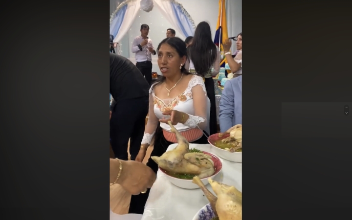 VIDEO: Boda se hace viral por banquete, sirven pollo completo a invitados