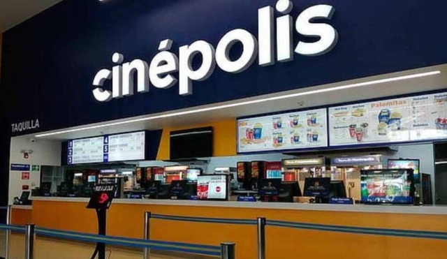 Asaltan el Cinépolis de Plaza Solaz, en Temixco