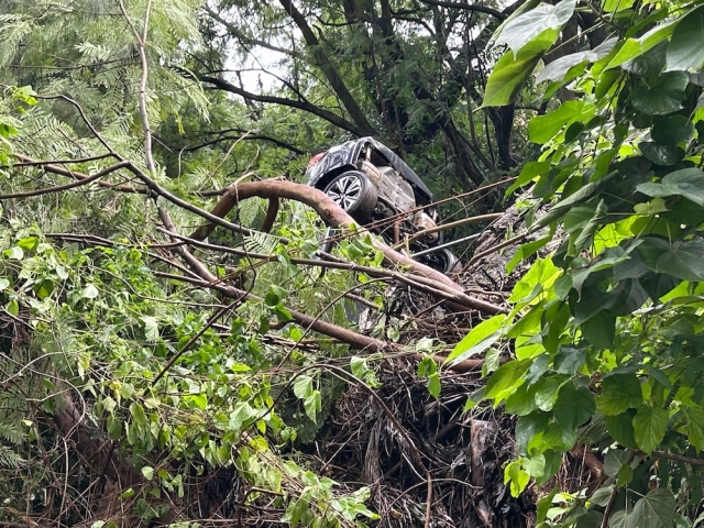 Lluvias dejan daños en Cuernavaca y Tepalcingo