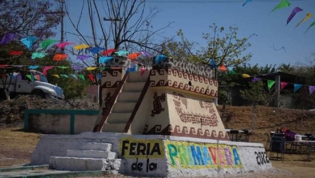 La separación de Coatetelco del municipio de Miacatlán causó problemas de abastecimiento a una parte de pobladores de Xochicalco.