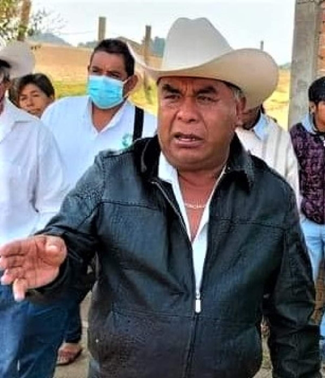 Ángel Estrada Rubio acusa a los integrantes del Cabildo de usurpación de funciones.