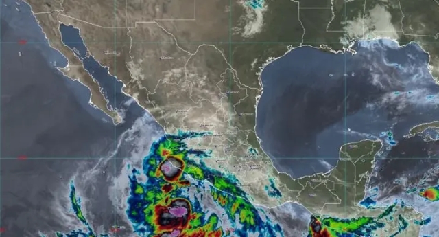 Huracán &#039;Blas&#039; avanza por Michoacán y Colima; se prevén lluvias torrenciales