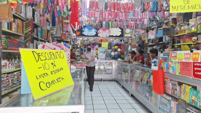 Comercios de diversos giros participan en la convocatoria realizada por la Profeco. 