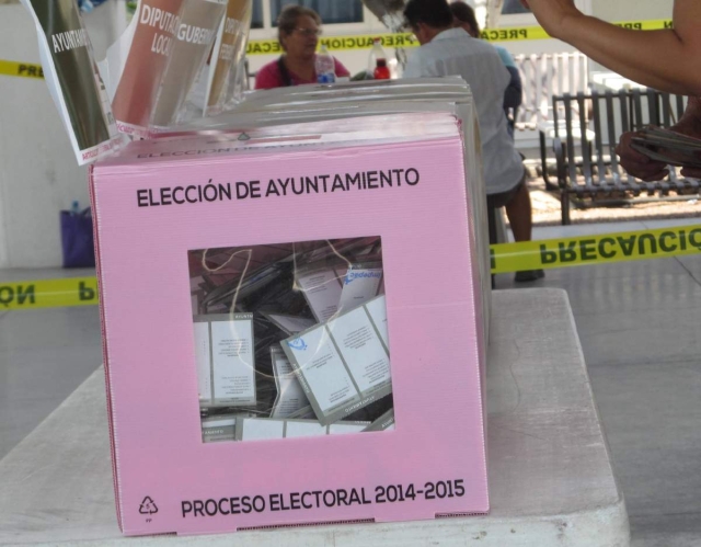 Sigue el suspenso en torno a la decisión histórica de declarar nulas las elecciones en Tlaquiltenango. La Sala Regional del Tribunal Electoral determinará si se repiten o no.