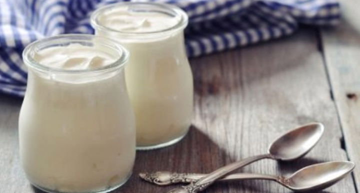 Descubre cómo transformar manzanas maduras en delicioso yogur