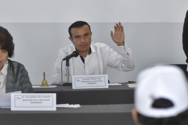 Isaac Pimentel Mejía encabezó la clausura de la Diputación Permanente del segundo receso.