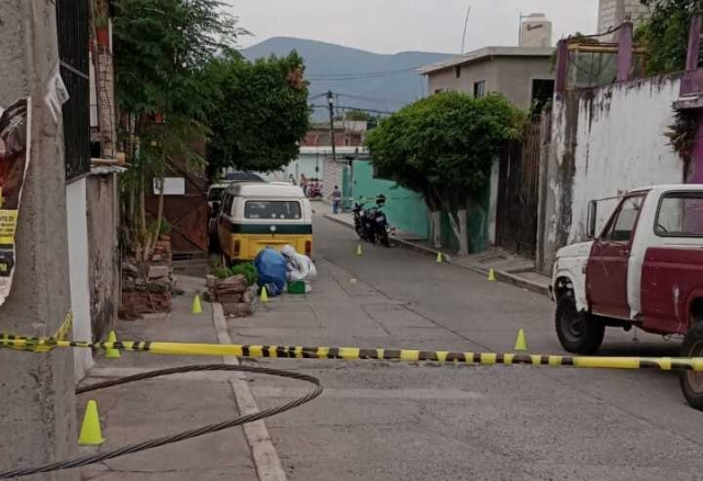 Asesinan a tiros a una mujer en Zacatepec