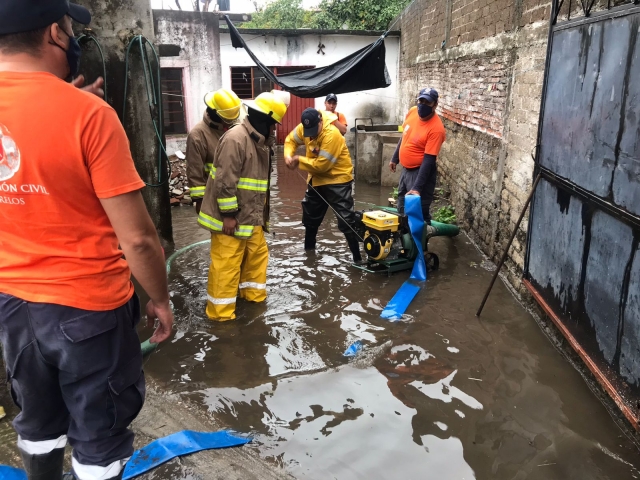 Lluvia causa severas inundaciones en 11 colonias de Cuautla