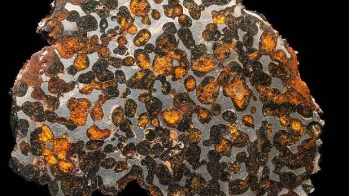 ‘Elaliita’ y ‘Elkinstantonita’, dos nuevos minerales descubiertos en Somalia