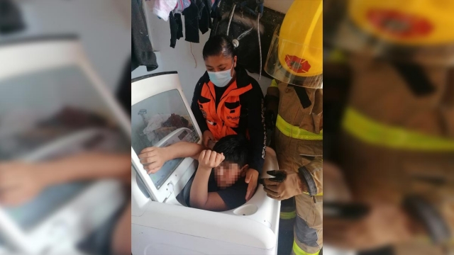 Niño queda atrapado en lavadora en Puebla