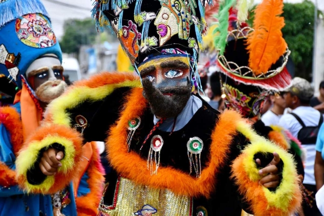 El colorido regresó a las calles, luego de que el carnaval no se realizó durante los dos últimos años a causa de la pandemia.