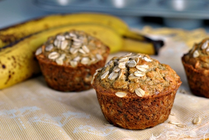 Muffins fitness de plátano y avena: receta saludable sin azúcar