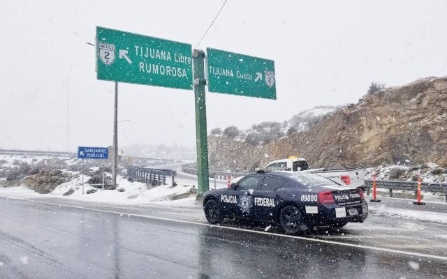 Mexicali: Cierran La Rumorosa por fuertes nevadas