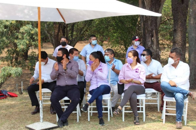 El presidente del Partido Encuentro Solidario Morelos Ulises Bravo acompañó 
