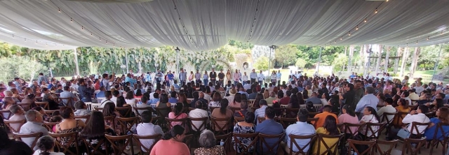 Atestigua alcalde de Jiutepec ceremonia de matrimonios gratuitos
