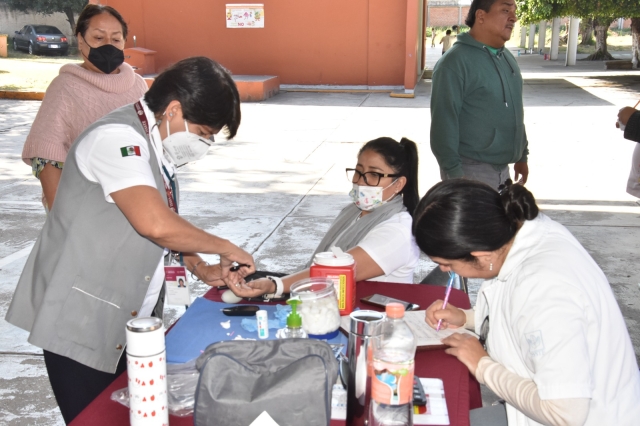 Realizan con éxito la segunda Feria de Salud en Temixco