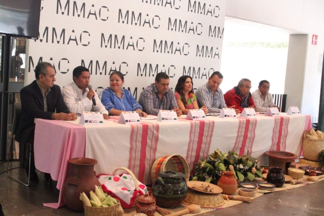 Empresarios y autoridades estatales encabezaron la presentación del evento ayer.