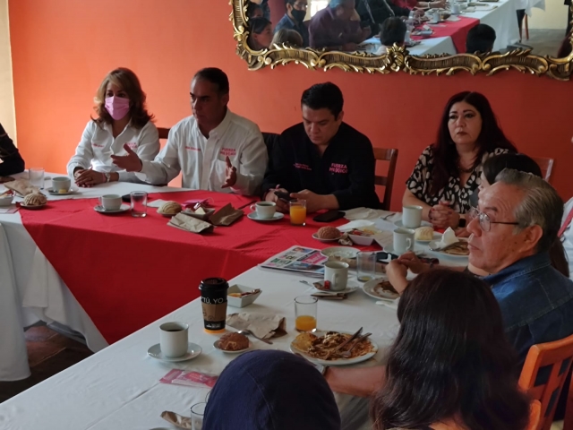 Señala líder nacional de Fuerza por México avance en campaña de Sergio Estrada Cajigal