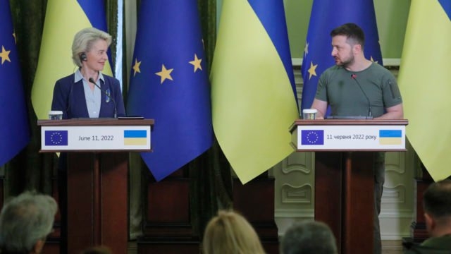 Dictamen sobre adhesión de Ucrania a la UE estará listo la próxima semana