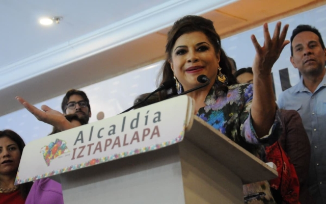 Clara Brugada se registra para buscar la jefatura de Gobierno de la CDMX