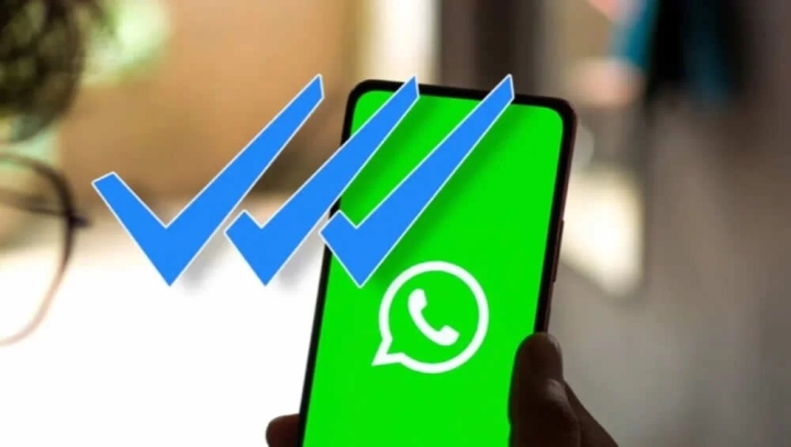 WhatsApp estrenará una nueva función: tres palomitas azules