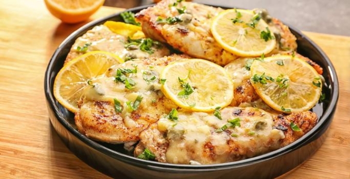 Deliciosas pechugas de pollo al limón para renovar tus recetas
