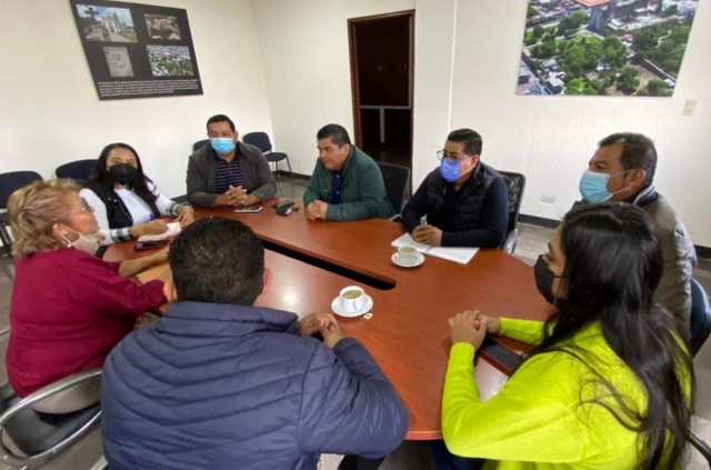 Autoridades municipales se reunieron con la delegada del Bienestar en la región Nororiente de la entidad. 